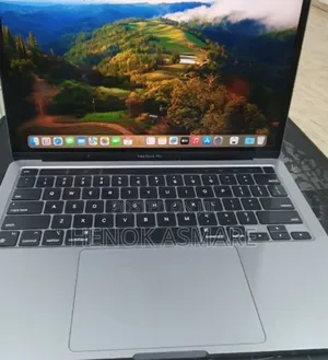 Photo - New Laptop Apple MacBook Pro 8GB Apple M2 SSD 256GB