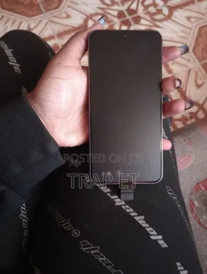 New Samsung Galaxy S24 256 GB Black