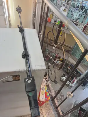 Self Picture Monopod for Mobile Phones