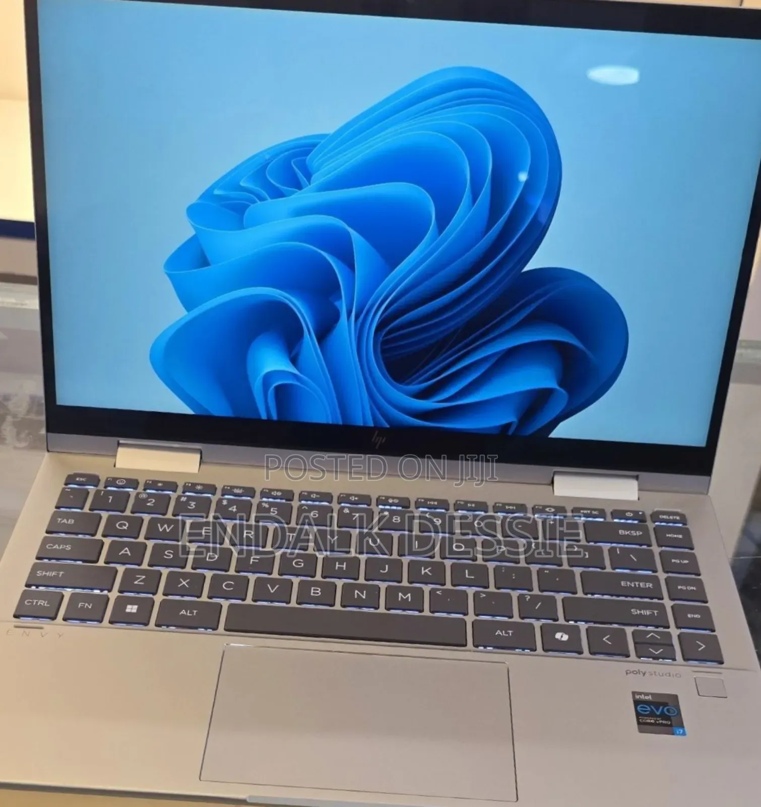 New Laptop HP Envy X360 16GB SSD 512GB