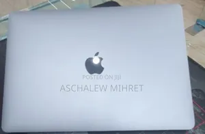 New Laptop Apple MacBook Pro 2023 M2 8GB Apple M2 SSD 256GB