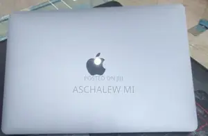 New Laptop Apple MacBook Pro 2023 M2 8GB Apple M2 SSD 256GB