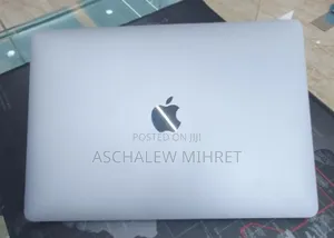 New Laptop Apple MacBook Pro 2023 M2 8GB Apple M2 SSD 256GB
