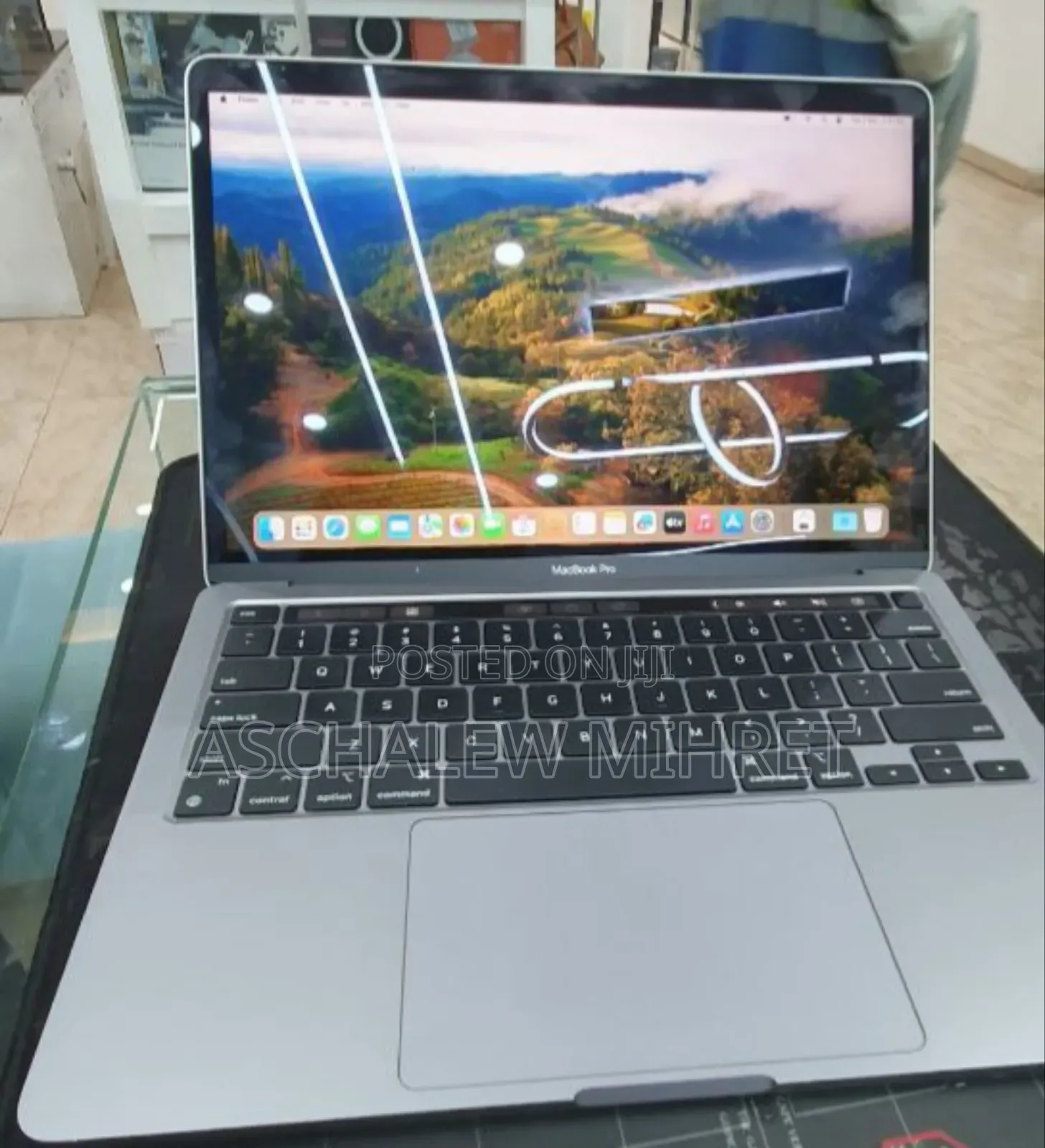 New Laptop Apple MacBook Pro 2023 M2 8GB Apple M2 SSD 256GB
