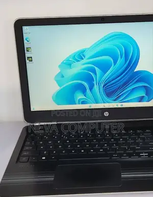 New Laptop HP Pavilion 15 8GB Intel Core I5 SSD 256GB