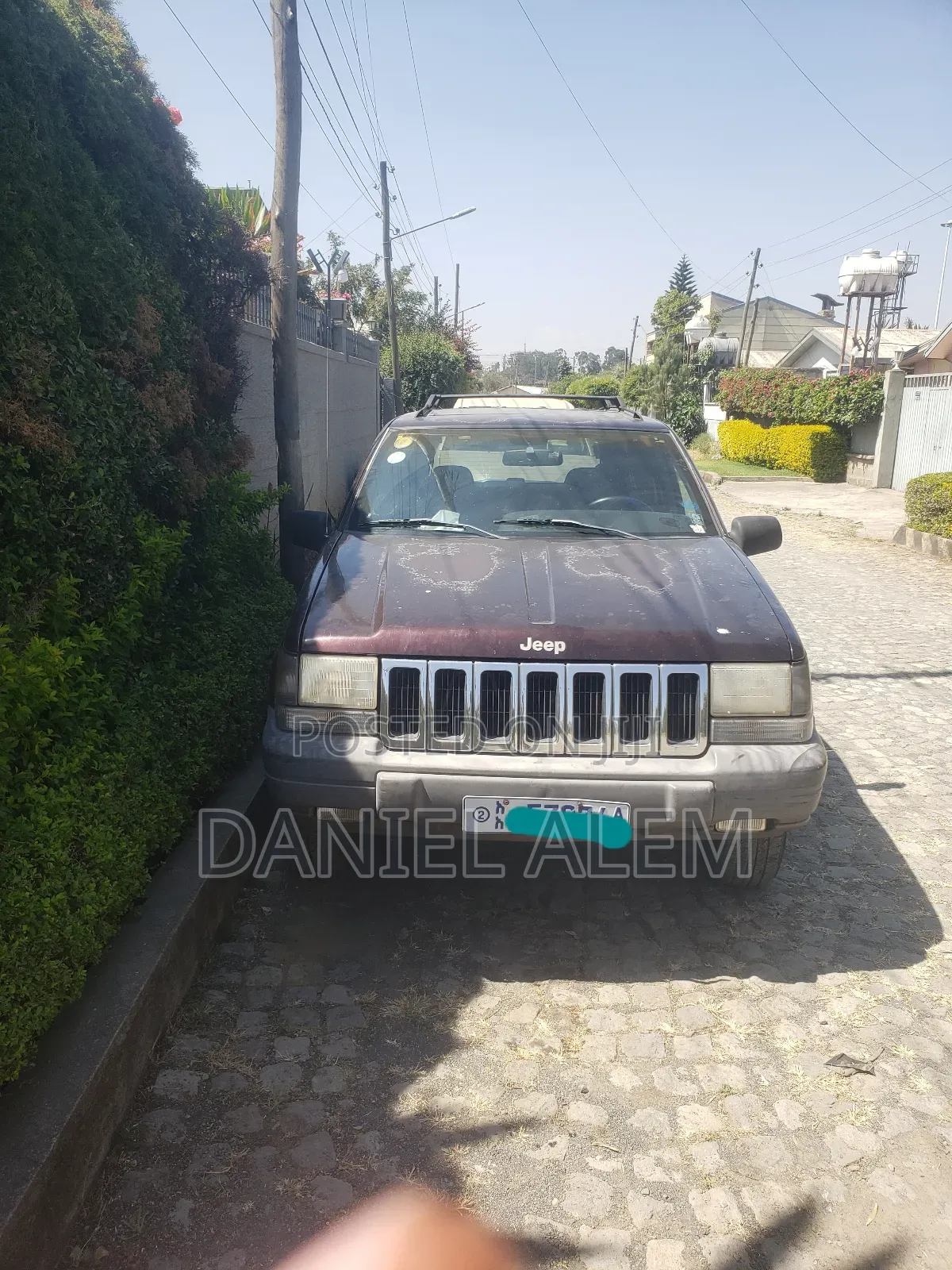 Jeep Cherokee 1998 Red