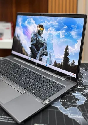 New Laptop HP ZBook 15 16GB Intel Core I7 SSD 512GB