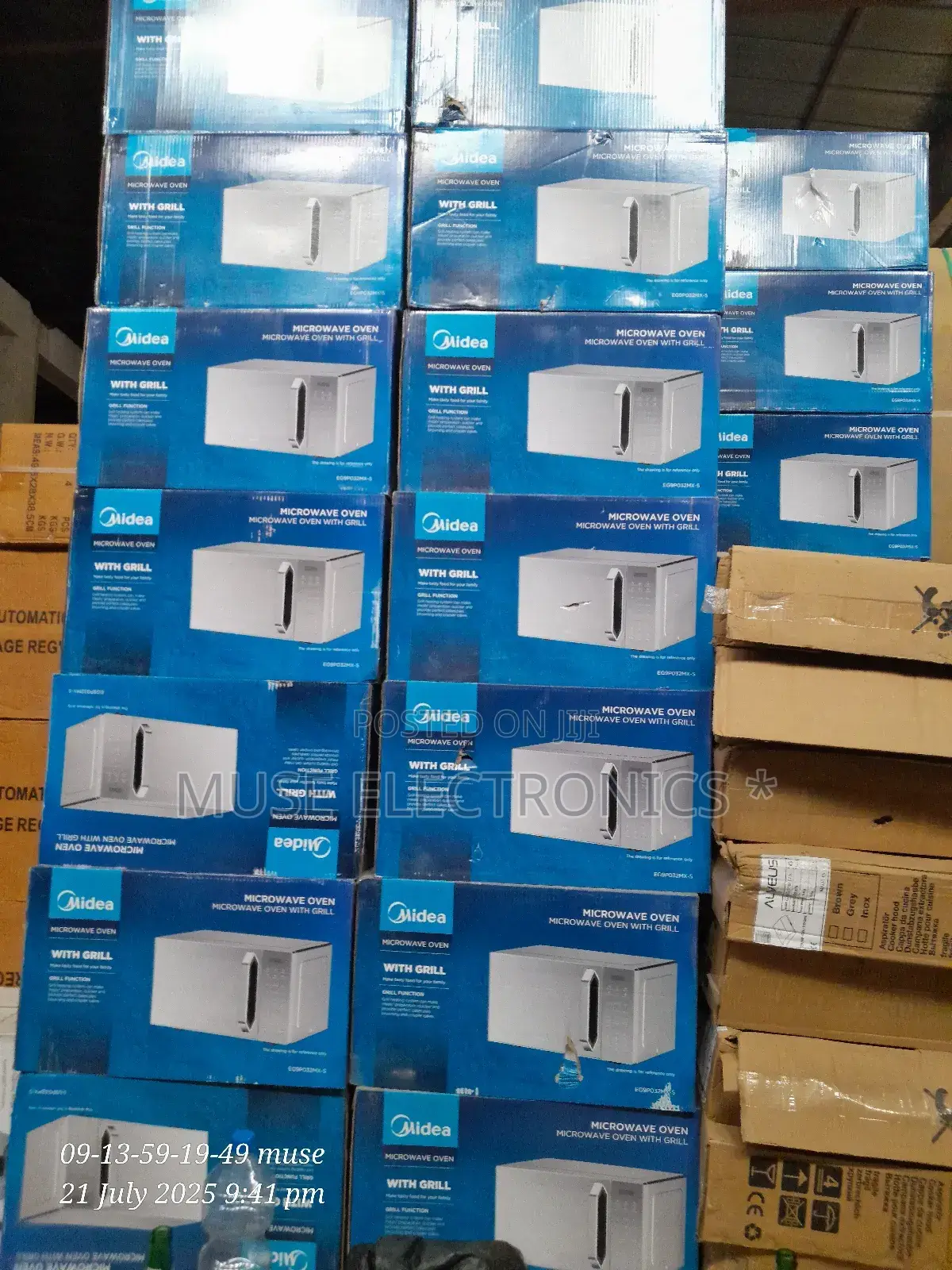 Midea 30 Liter Microwave