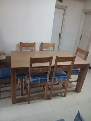Daining Table