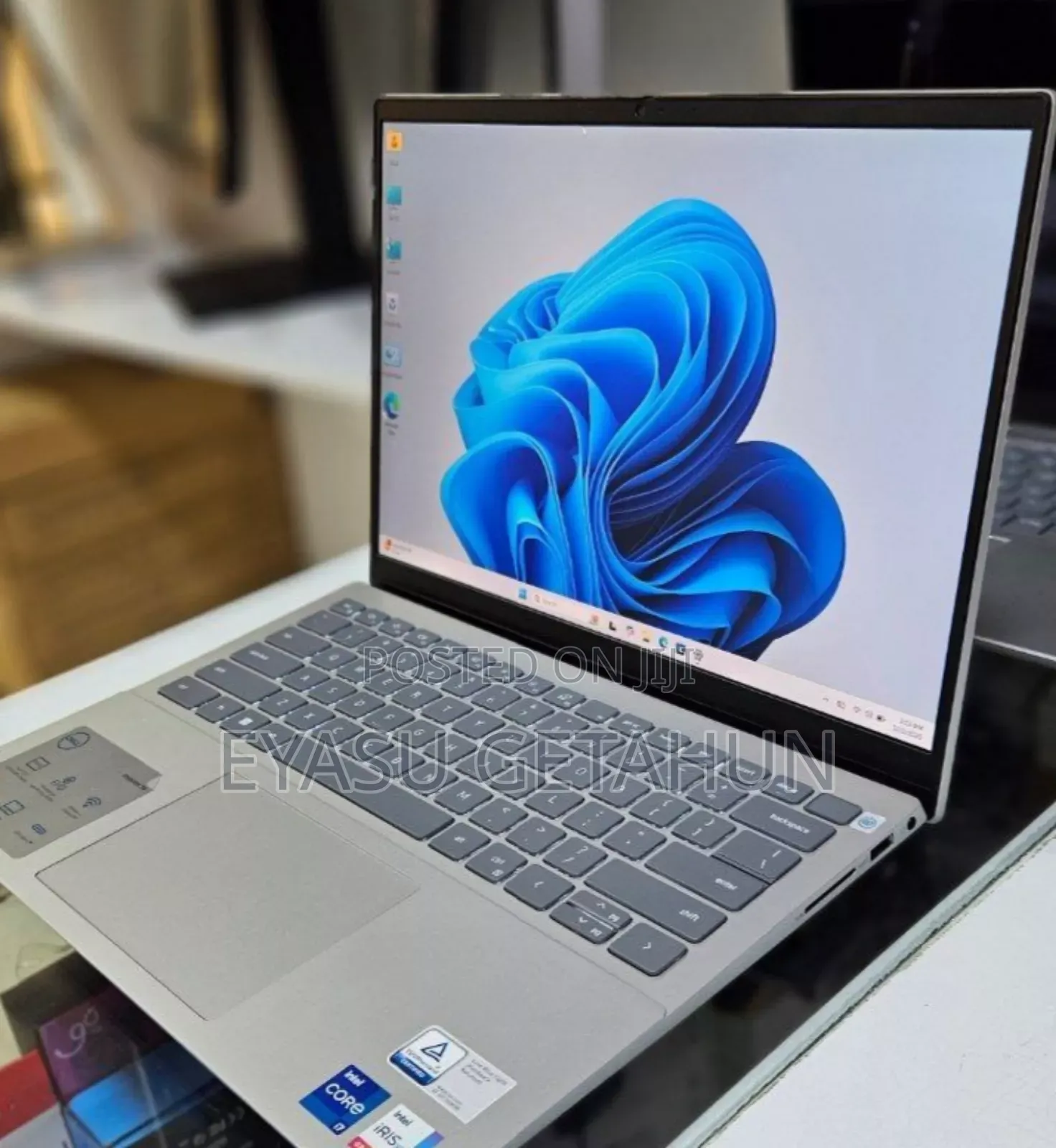 New Laptop Dell Inspiron 14 16GB Intel Core I7 SSD 512GB