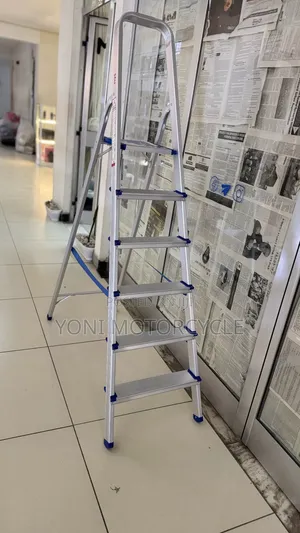 Photo - Aluminum Ladder 6step Ladder