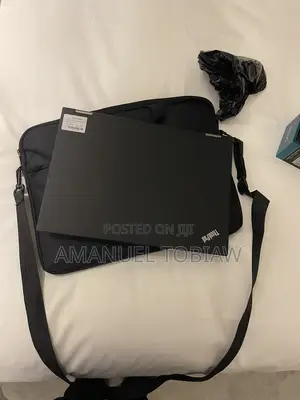 Photo - New Laptop Lenovo ThinkPad Yoga 16GB Intel Core I5 SSD 256GB