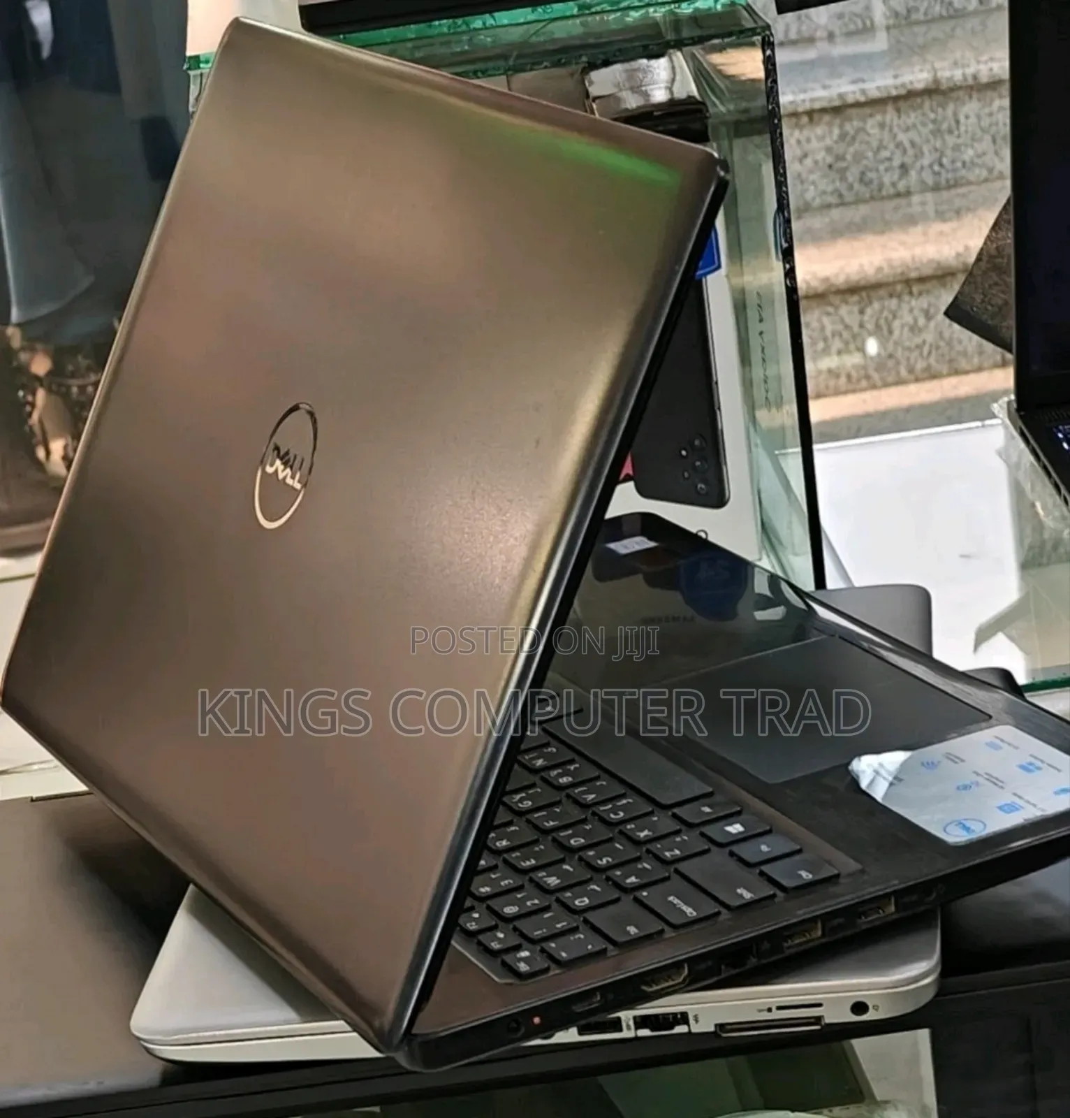 New Laptop Dell Inspiron 15 8GB Intel Core I7 HDD 1T