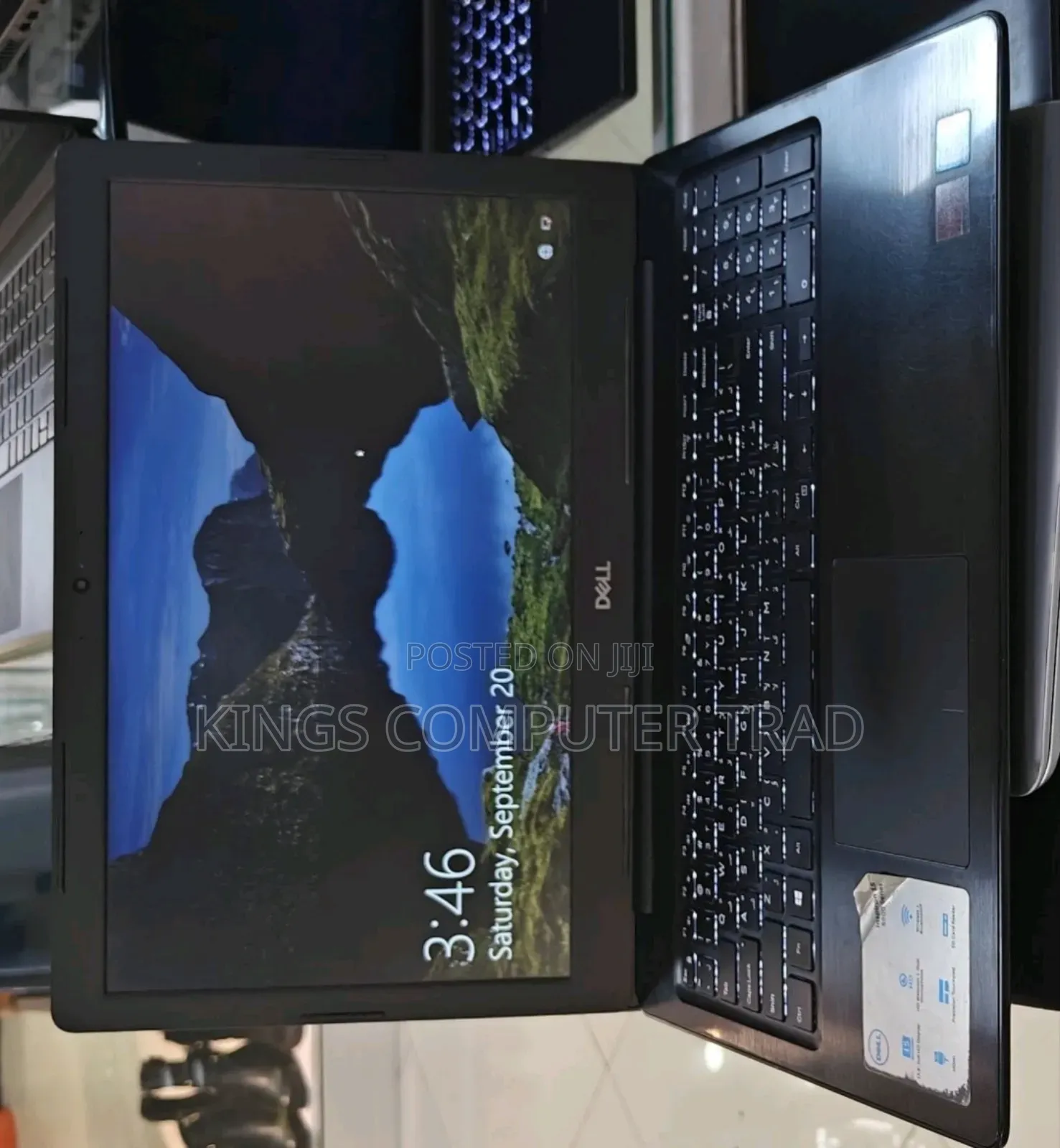 New Laptop Dell Inspiron 15 8GB Intel Core I7 HDD 1T