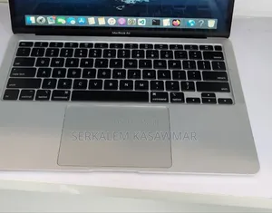New Laptop Apple MacBook Air 2020 8GB Intel Core i3 SSD 256GB