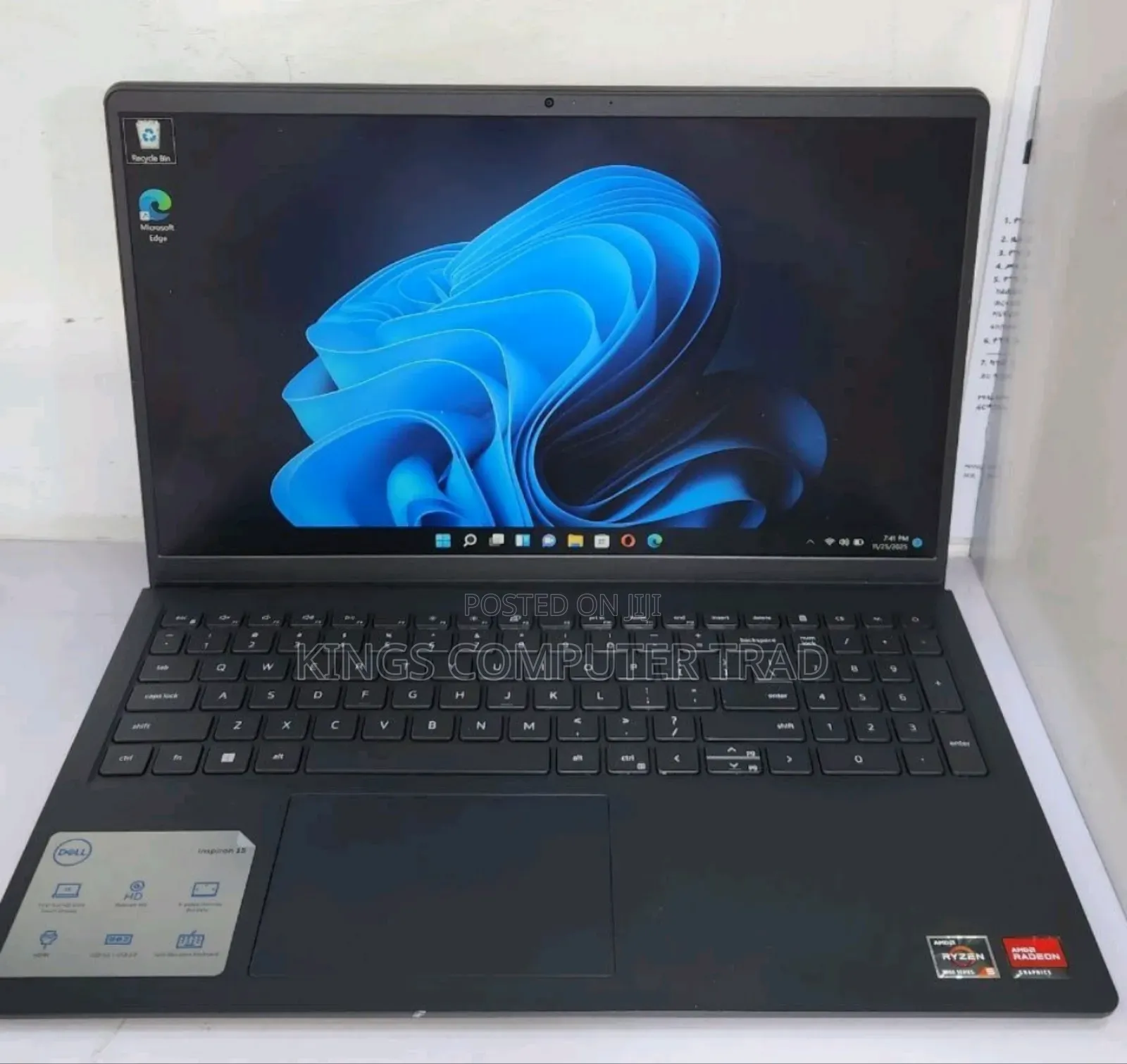 New Laptop Dell Inspiron 15 8GB AMD Ryzen 5 SSD 512GB