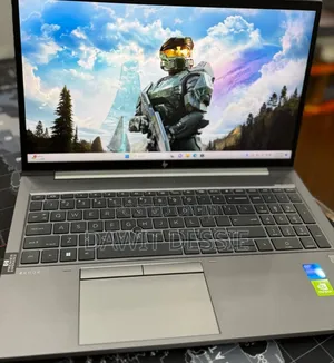 Photo - New Laptop HP 16GB Intel Core I7 SSD 512GB