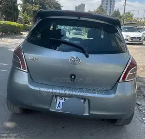 Toyota Yaris 2007 Gray