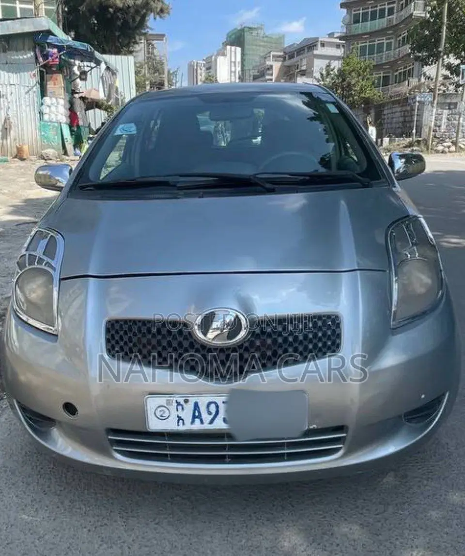 Toyota Yaris 2007 Gray