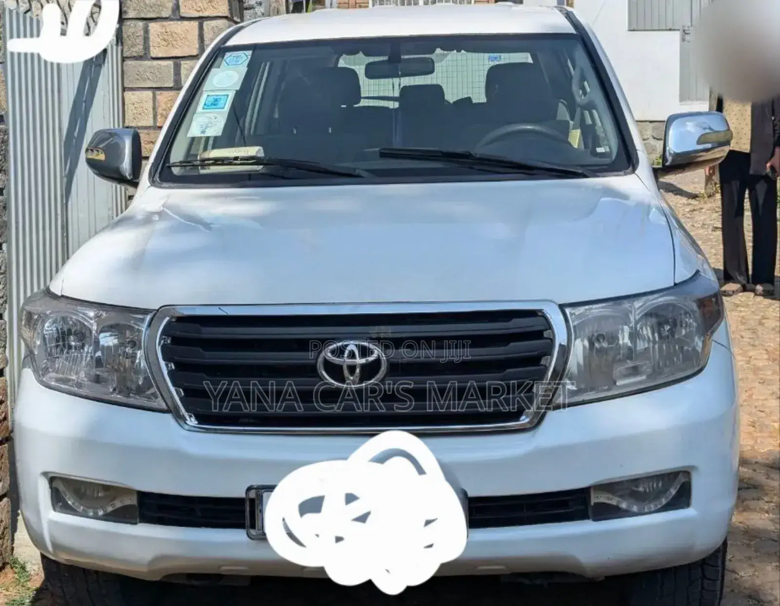 Toyota Land Cruiser 2012 White