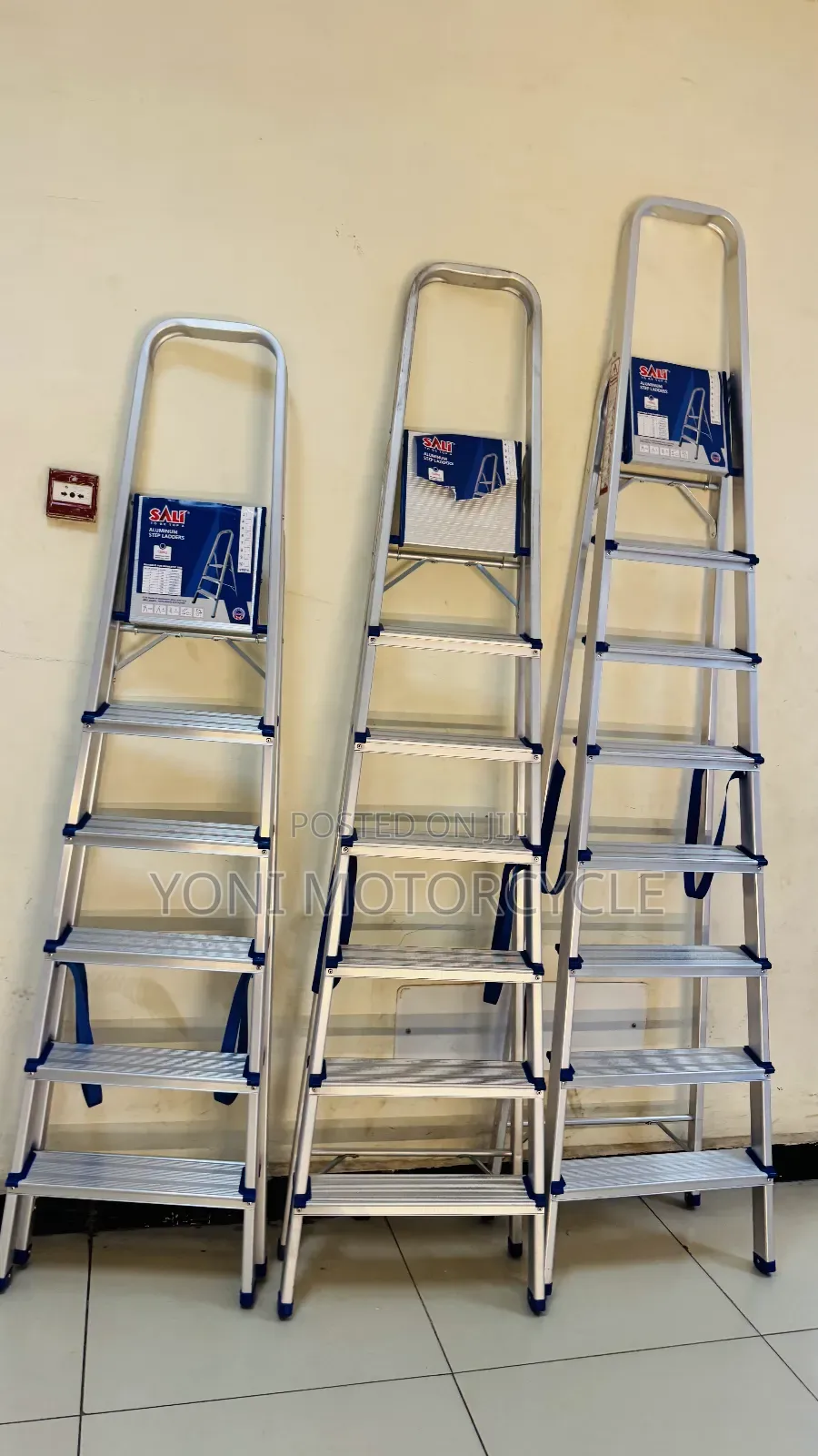 Aluminum Ladder 6step አልሙኒየም መሰላል (Ladder