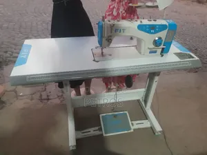 Photo - Siwing Machine