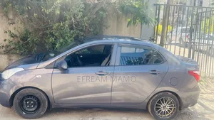 Hyundai I10 2021 Gray