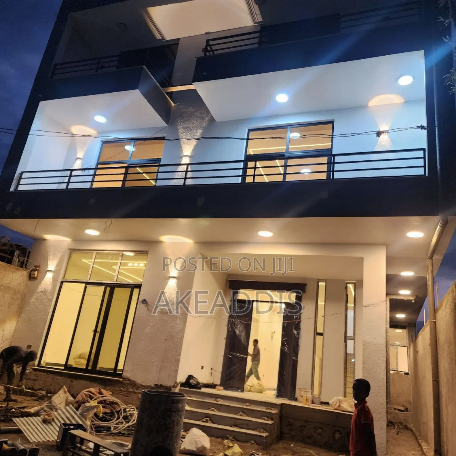 Furnished 6bdrm Townhouse/Terrace in ፉሪ, Kolfe Keranio for sale
