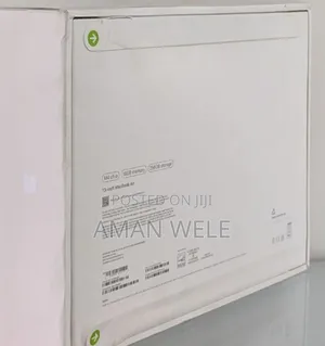 New Laptop Apple MacBook Air 2022 M2 16GB Apple M4 SSD 256GB