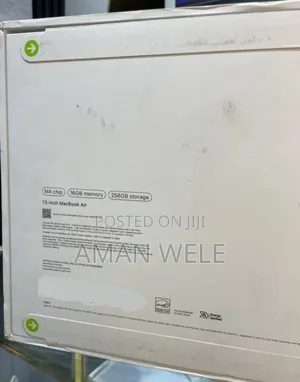 New Laptop Apple MacBook Air 2022 M2 16GB Apple M4 SSD 256GB