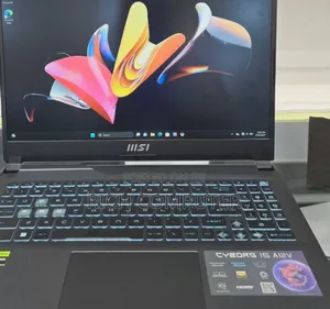 New Laptop MSI Cyborg 14 16GB Intel Core I7 SSD 512GB