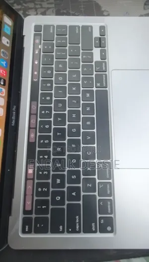 New Laptop Apple MacBook Pro 2022 M2 8GB Apple M2 SSD 256GB