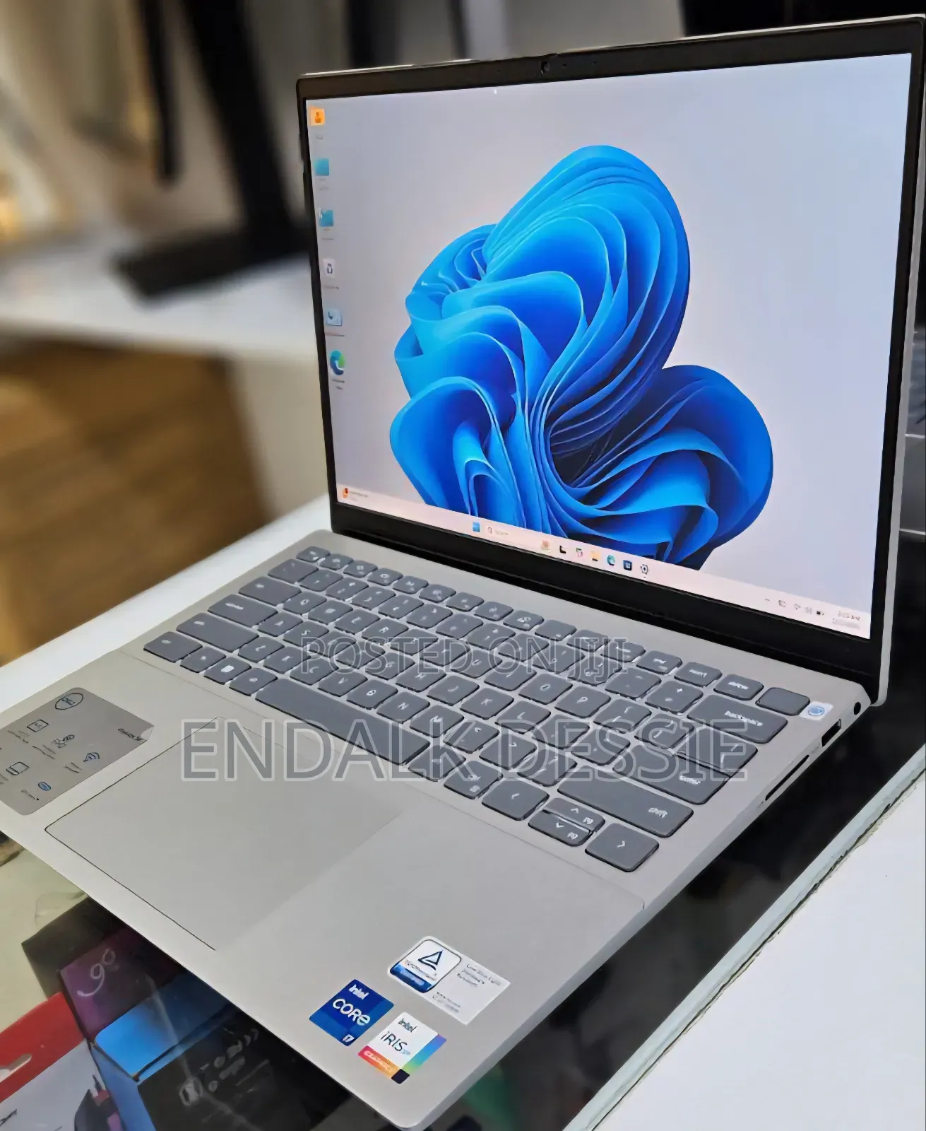 New Laptop Dell Inspiron 14 16GB Intel Core I7 SSD 512GB