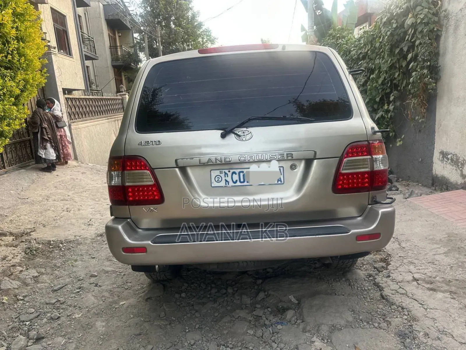 Toyota Land Cruiser 2006 White