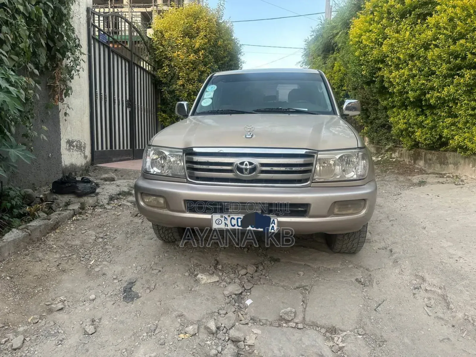 Toyota Land Cruiser 2006 White
