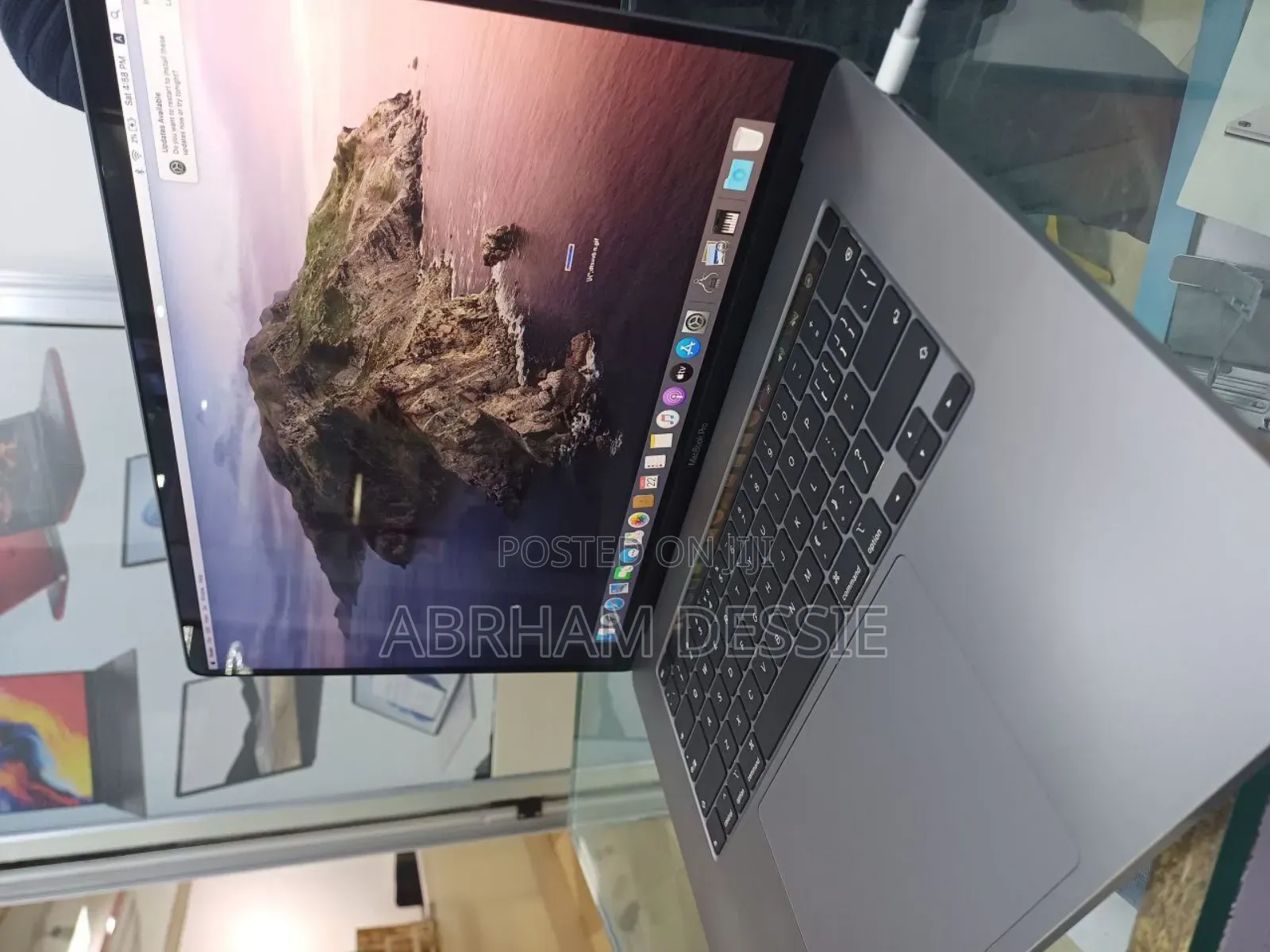New Laptop Apple MacBook Pro 2019 32GB Intel Core I9 SSD 1T