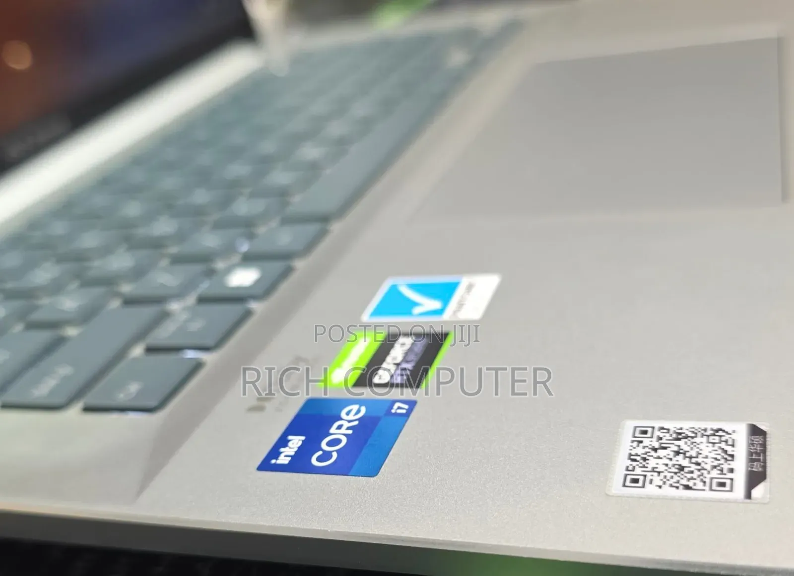 New Laptop Asus ZenBook 13 UX331UN 16GB Intel Core I7 SSD 512GB