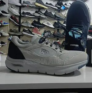 Fish Wholesale and Retail Store