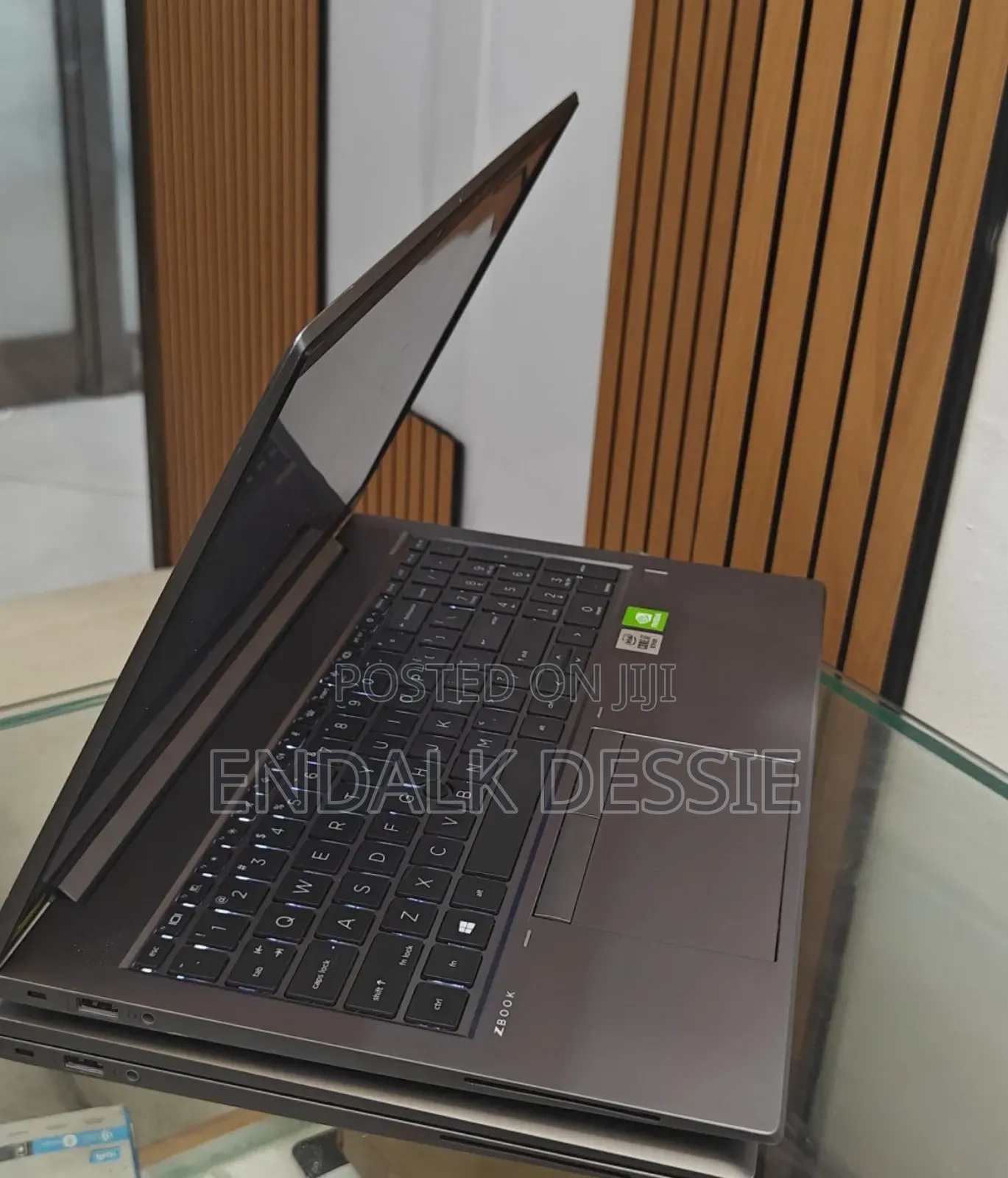 New Laptop HP 16GB Intel Core I7 SSD 512GB