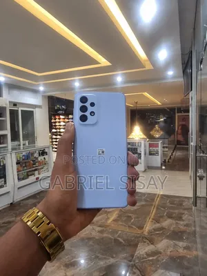 Photo - New Samsung Galaxy A33 5G 128 GB White