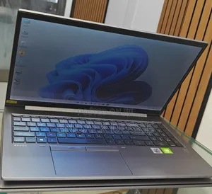 New Laptop HP 16GB Intel Core I7 SSD 512GB