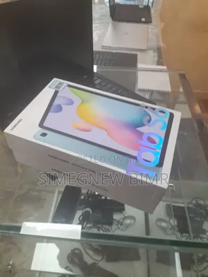 Photo - New Samsung Galaxy Tab S6 Lite 64 GB Silver