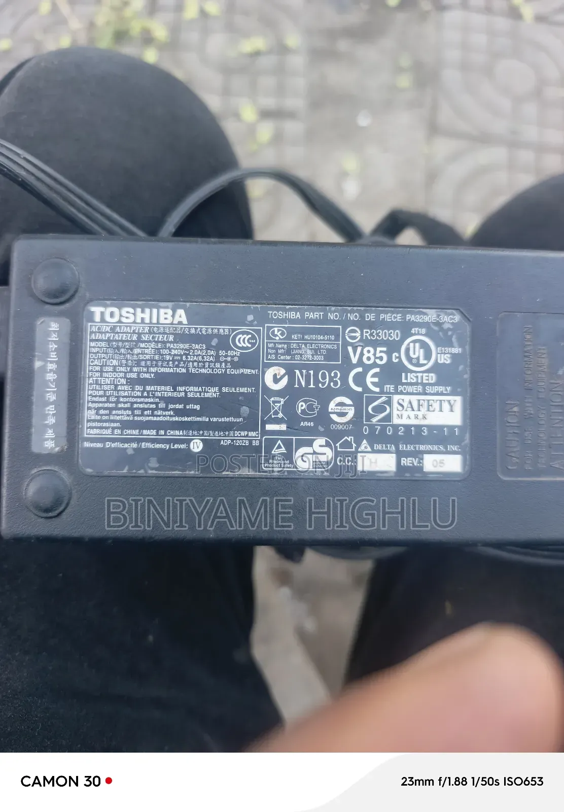 Toshiba Laptop Charger 19 Volt 120 Watt