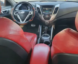 Hyundai Veloster 2013 Orange