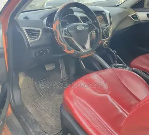 Hyundai Veloster 2013 Orange