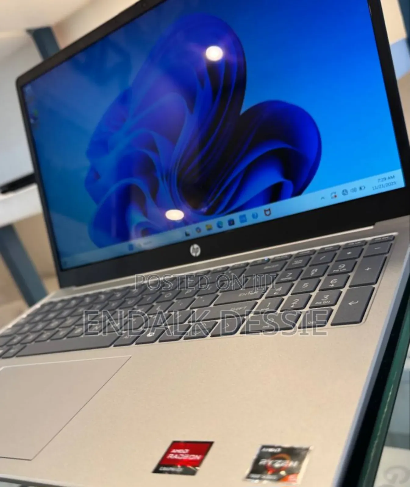 New Laptop HP 8GB AMD Ryzen 5 SSD 512GB