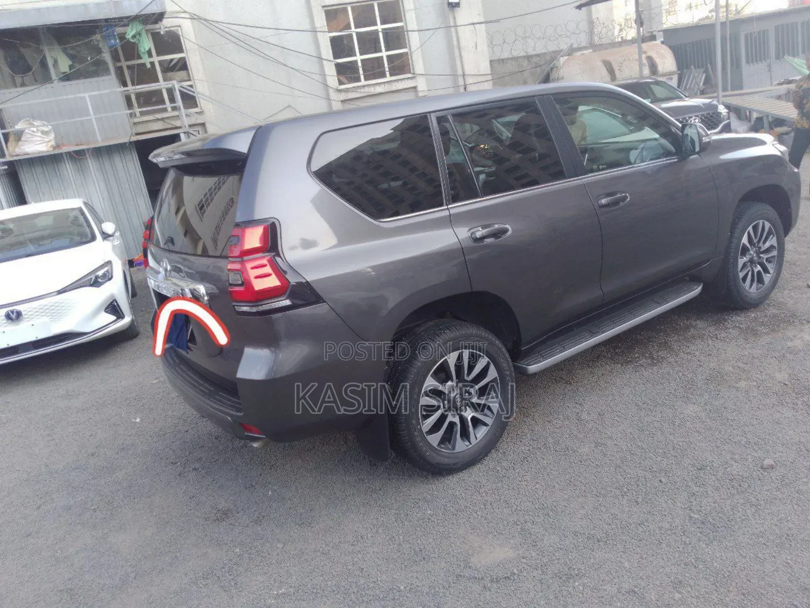 Toyota Land Cruiser Prado 2.8 2023 Gray