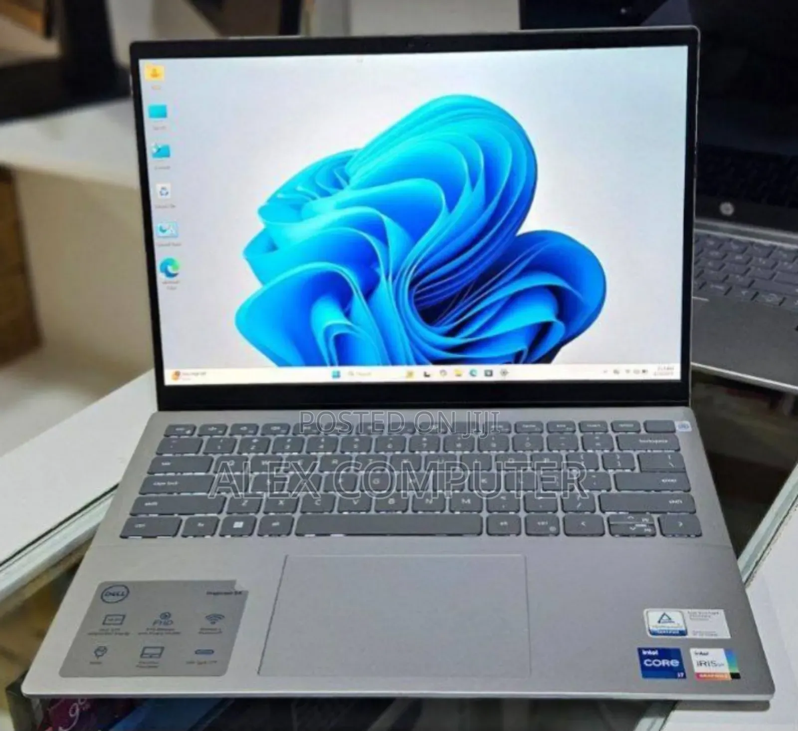 New Laptop Dell Inspiron 15 16GB Intel Core I7 SSD 512GB