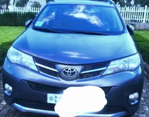 Photo - Toyota RAV4 2014 Black