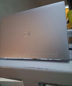Photo - New Laptop Dell Precision 15 5520 16GB Intel Core I7 SSD 512GB
